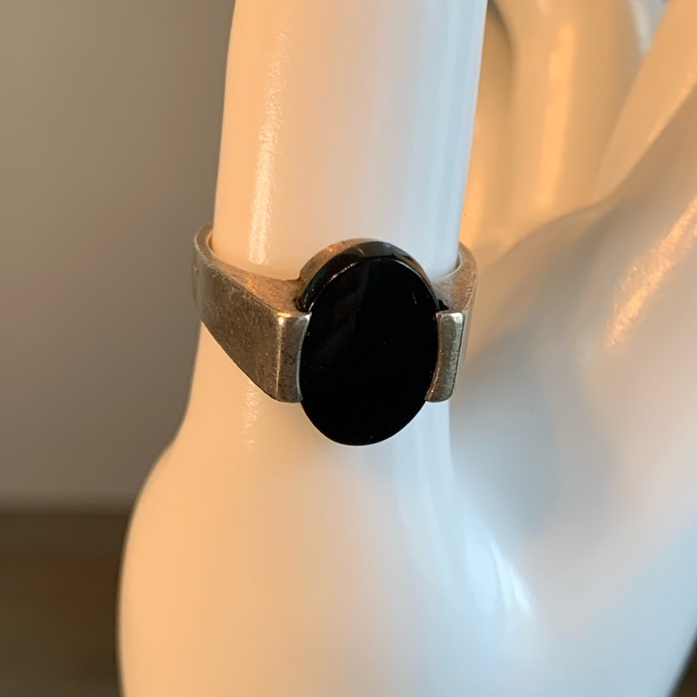 Sterling Silver Ring Black Onyx Stone Stamped 925 Size 7 Vintage Minimalist